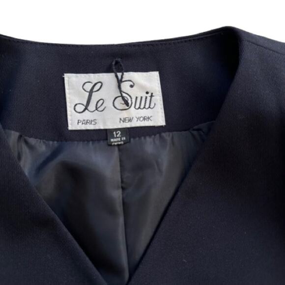 Le Suit Blazer Navy Blue Gold Buttons Cuffed Sleeve Career Jacket Size 12 - Picture 2 of 12